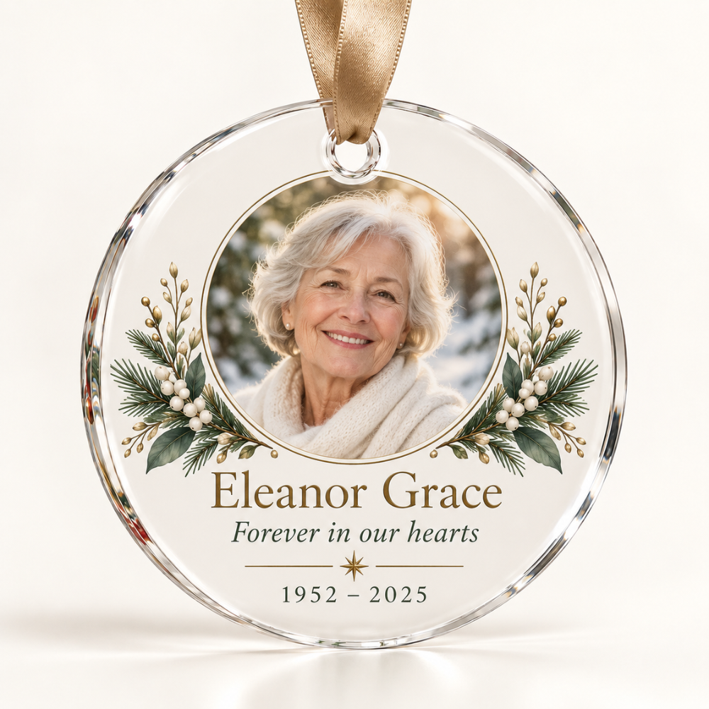 Personalized Memorial Christmas Ornament Canada | AvantLush — Photo 1